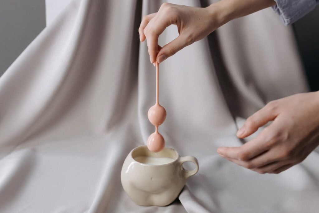 Kegel weights help strengthen pelvic floor muscles effectively